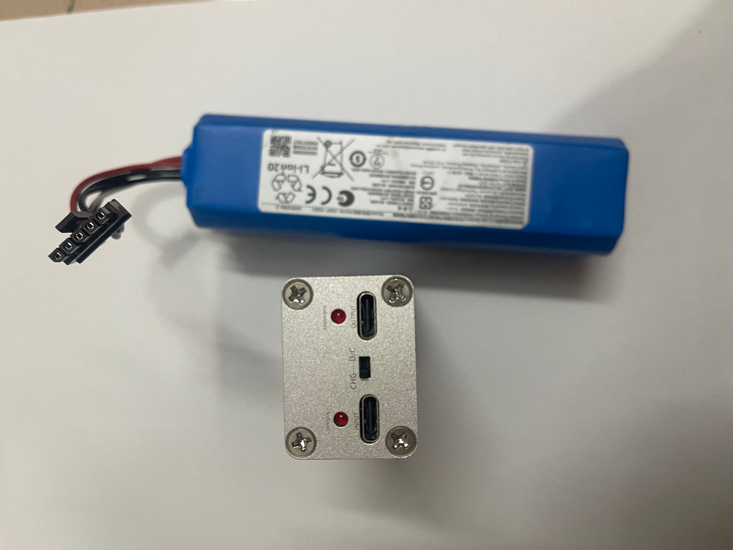 USB-C PD/QC Fast Charge Adapter